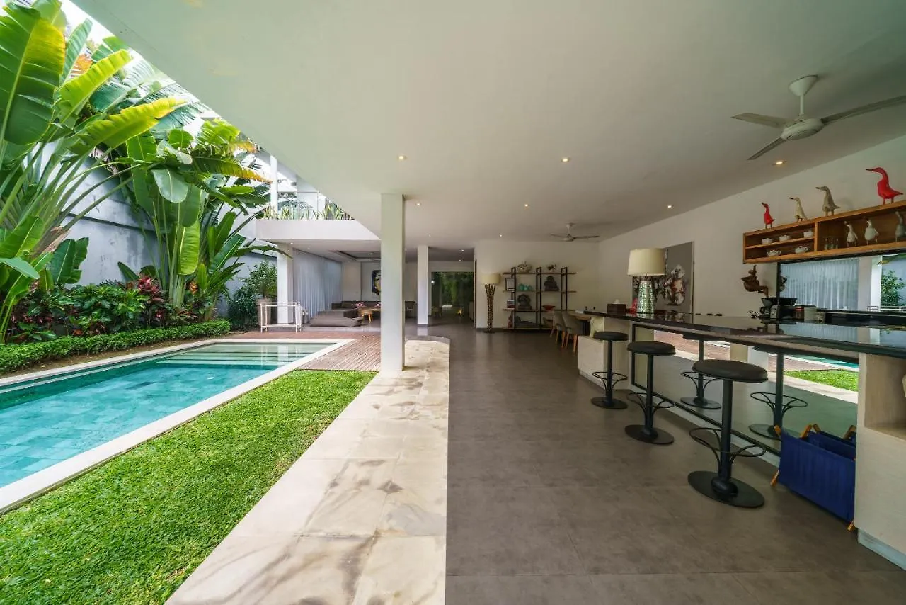 Villa Paloma - Chic Tropical Garden Villa With Outdoor Pool Seminyak Indonesien