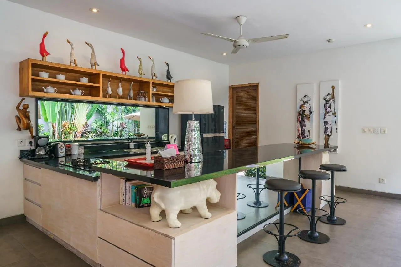 Villa Paloma - Chic Tropical Garden Villa With Outdoor Pool Seminyak Indonesien